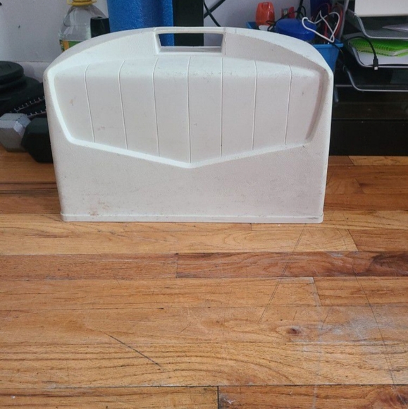 Deluxe Precision Sewing Machine - Picture 4 of 4